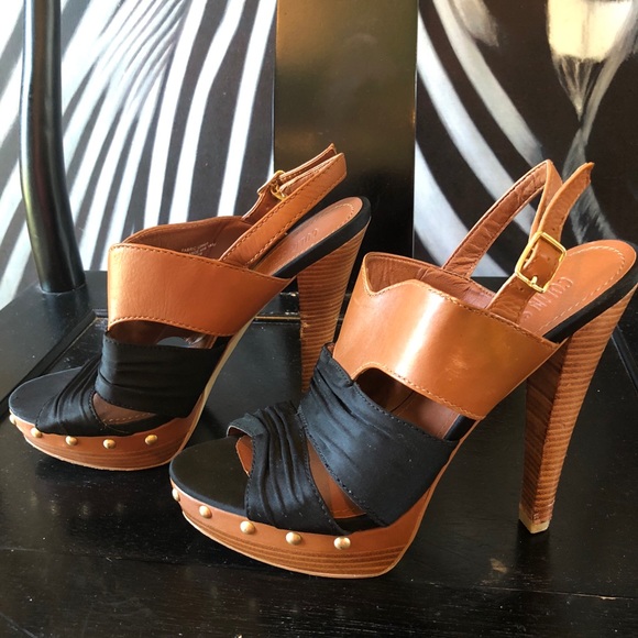 Victoria's Secret Shoes - Colin Stuart VS Platform Heels